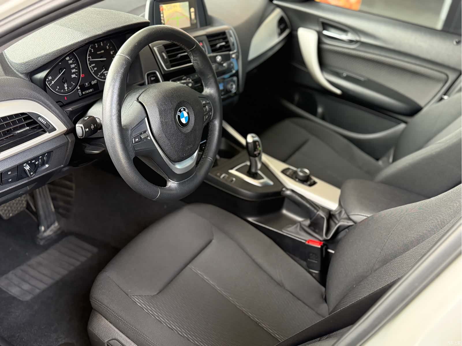 BMW 1 Series, 2016 10
