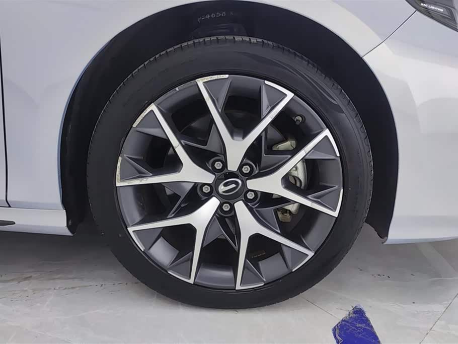 Trumpchi Shadow Leopard