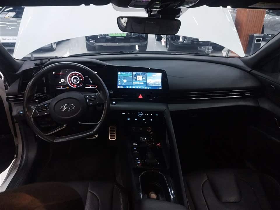 Hyundai Elantra Hyundai Elantra
