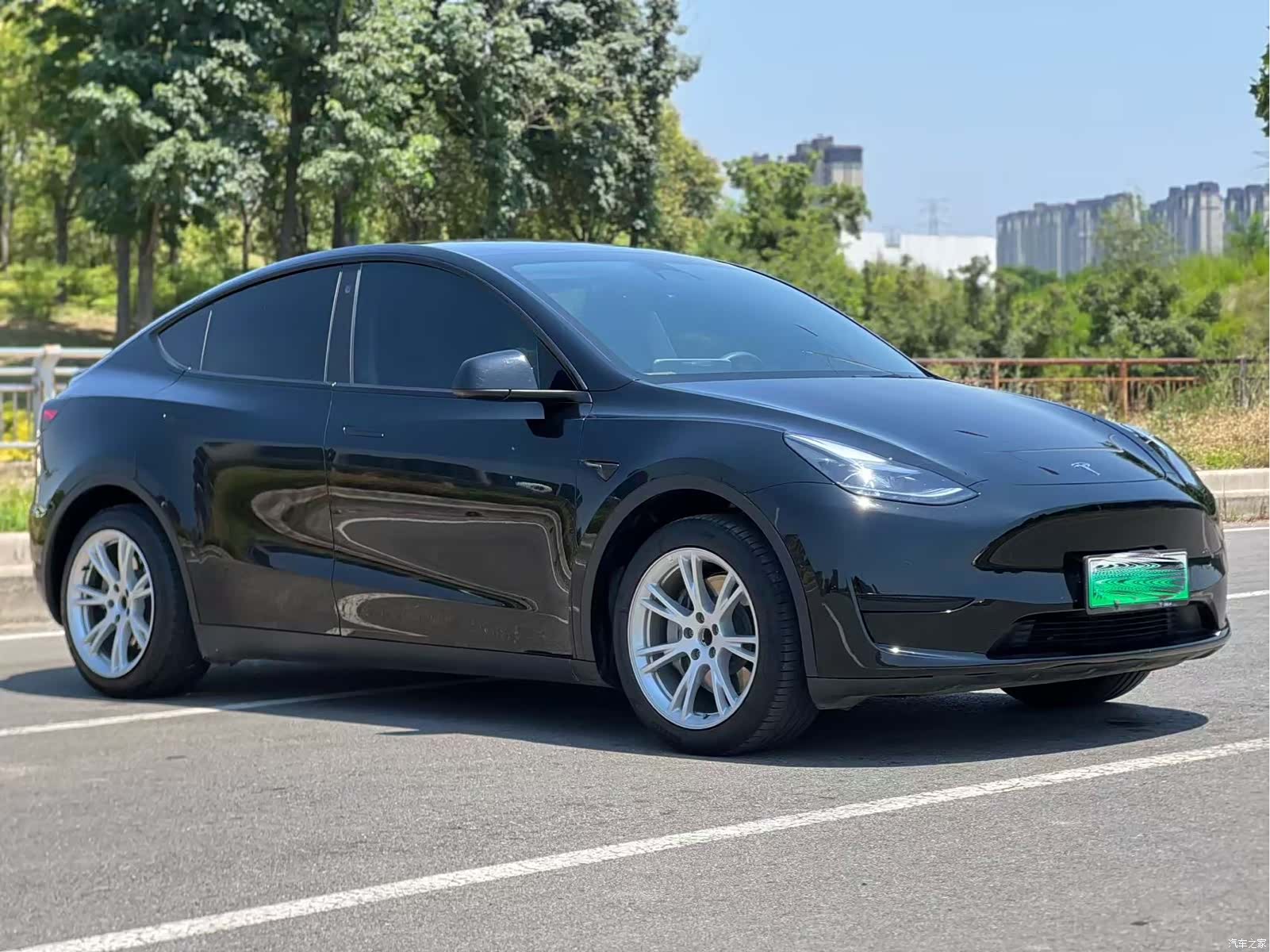 Tesla Model Y, 2023 3