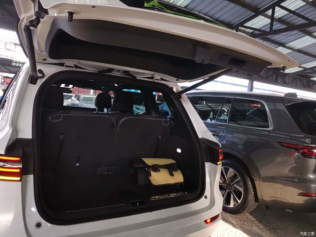 Li Auto ONE, 2021 9