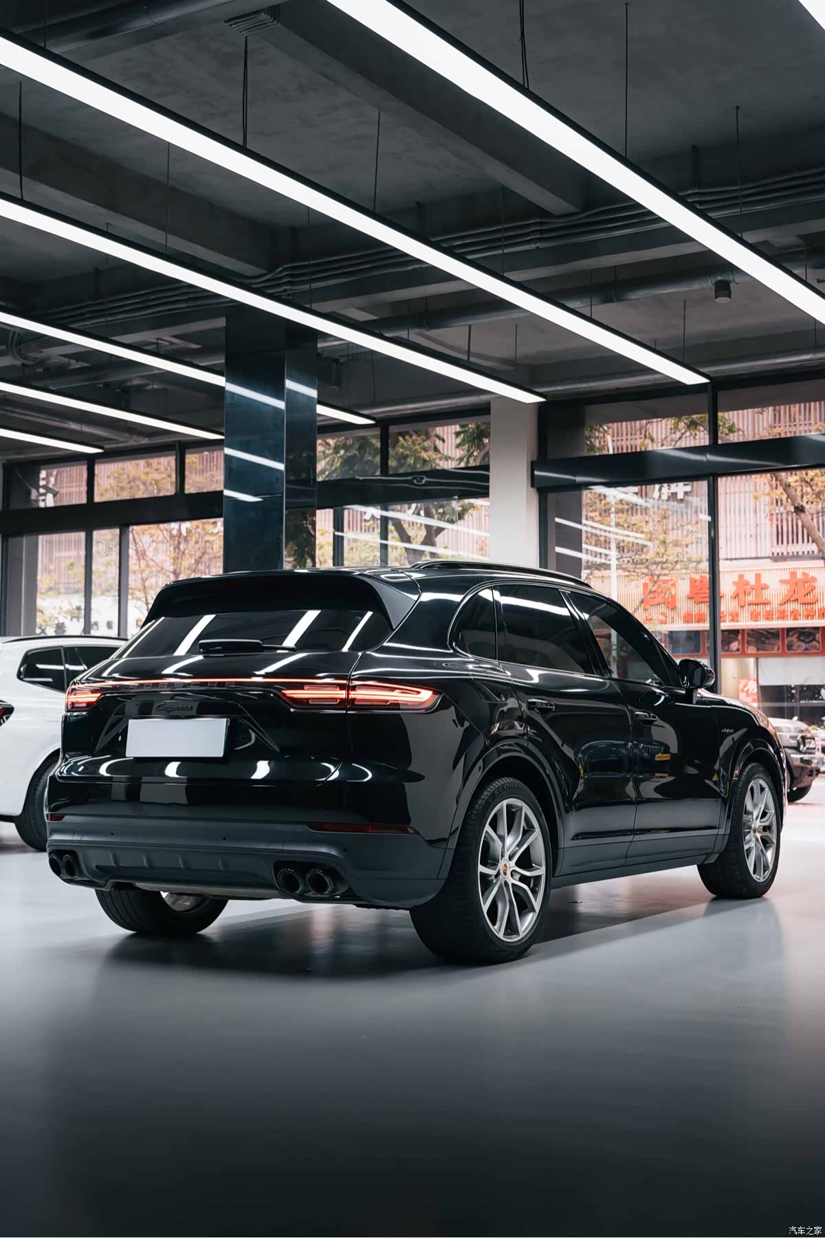 Porsche Cayenne, 2023 3
