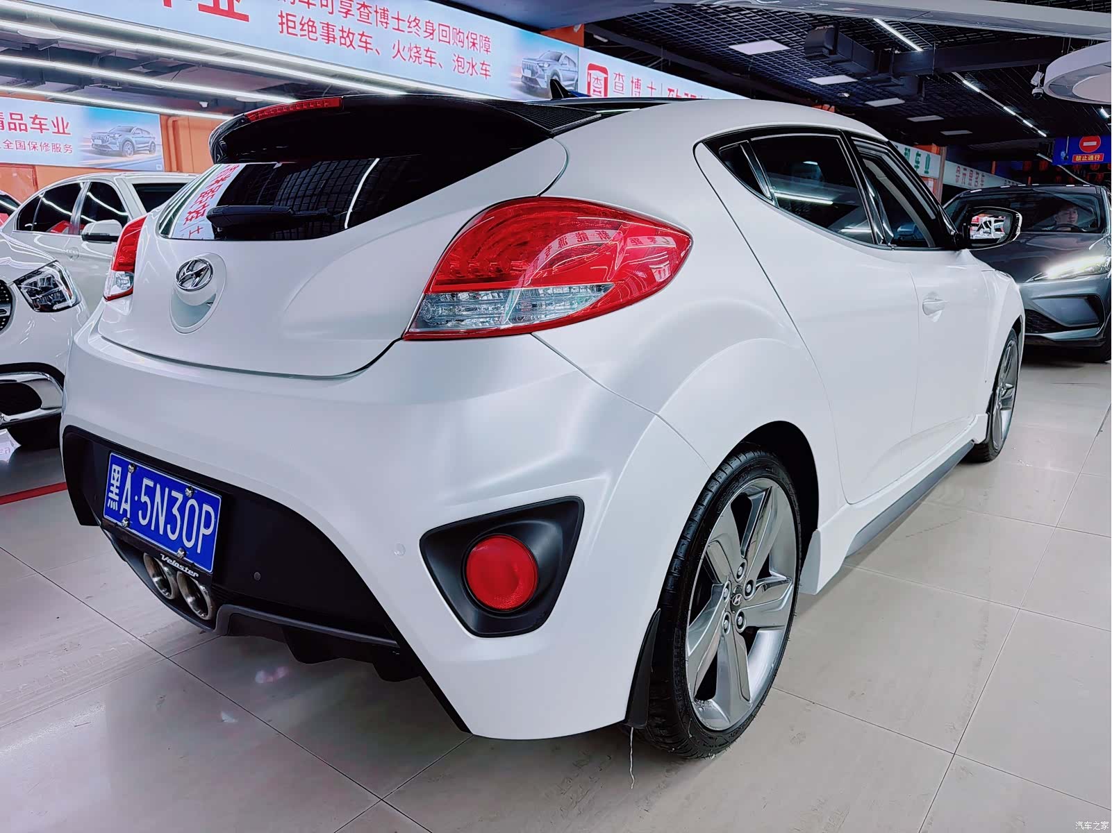 Hyundai Veloster, 2014 4