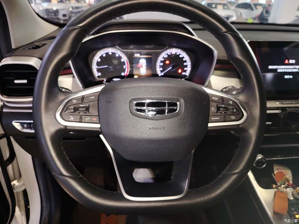 Geely Coolray, 2020 11