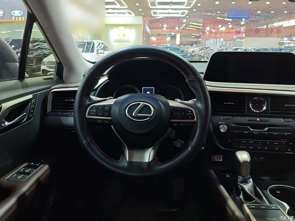 Lexus RX, 2020 3
