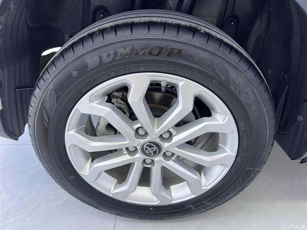 Toyota Frontlander, 2023 16