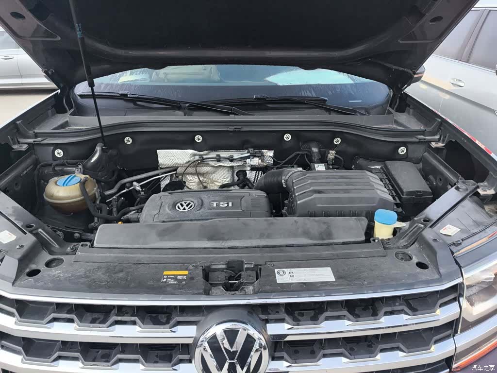 Volkswagen Teramont, 2018 10