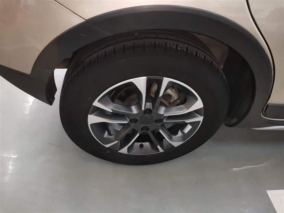 Geely Vision X3