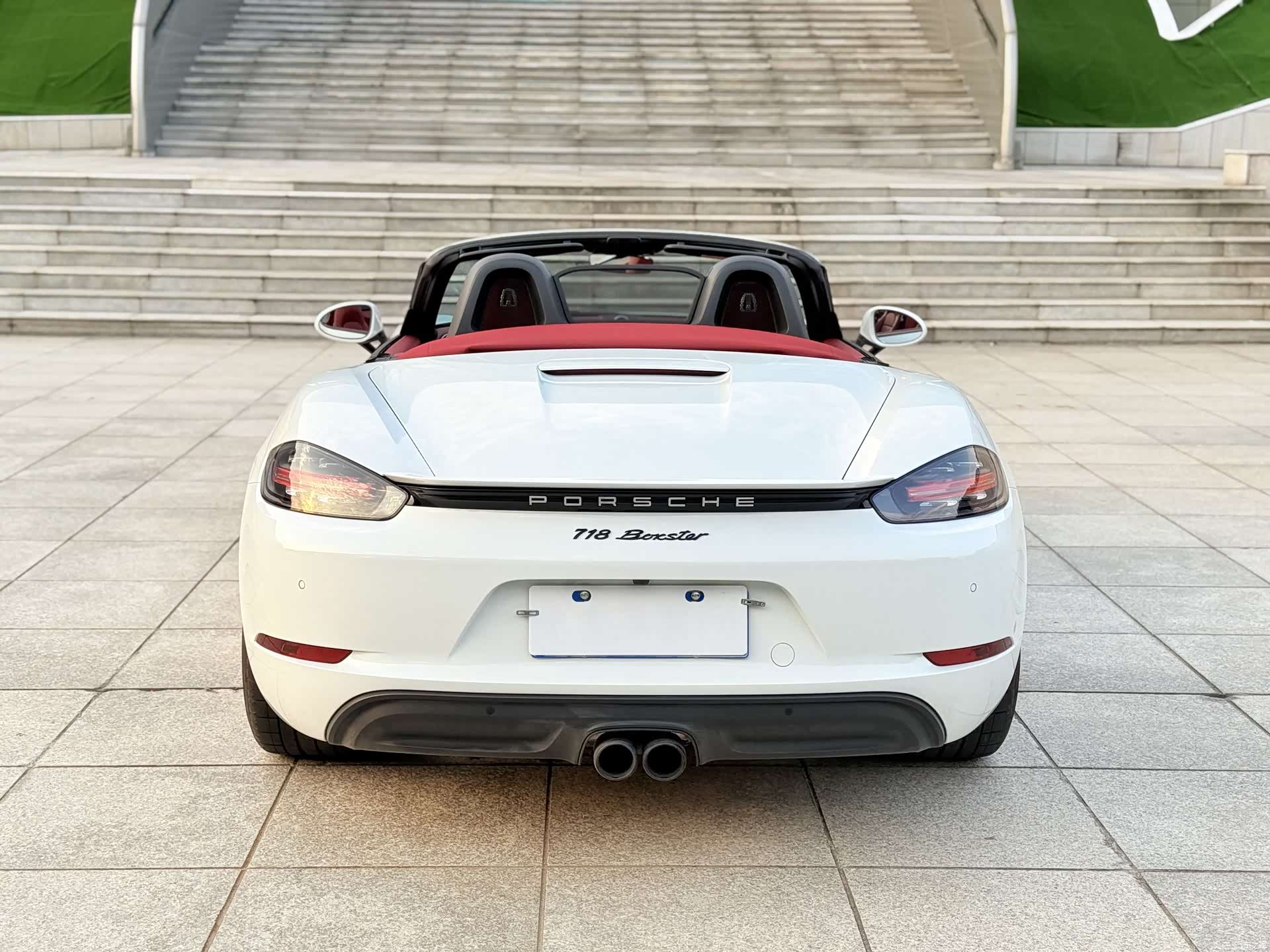 Porsche Boxster, 2024 все фото