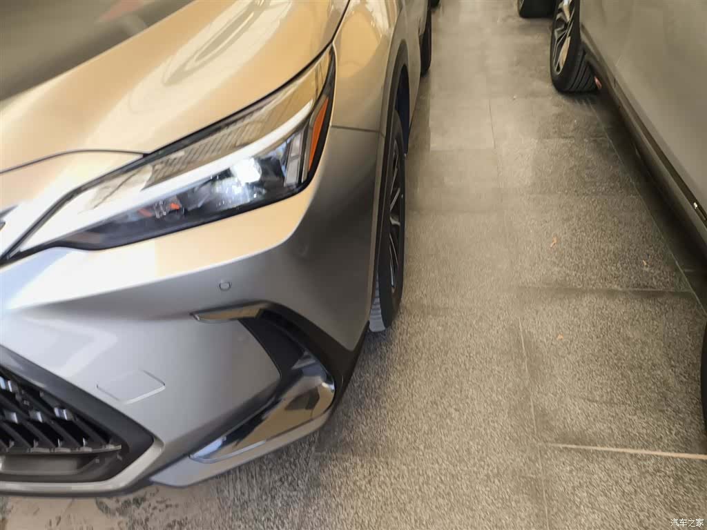 Lexus NX, 2023 24