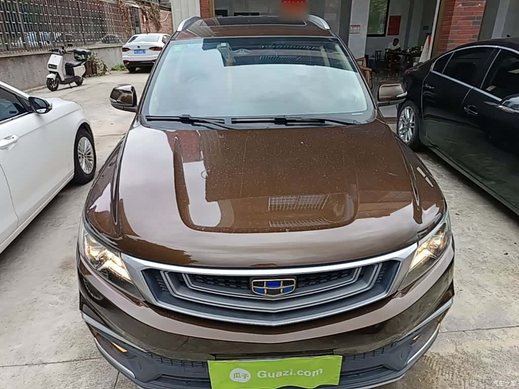 Geely X6, 2019 3
