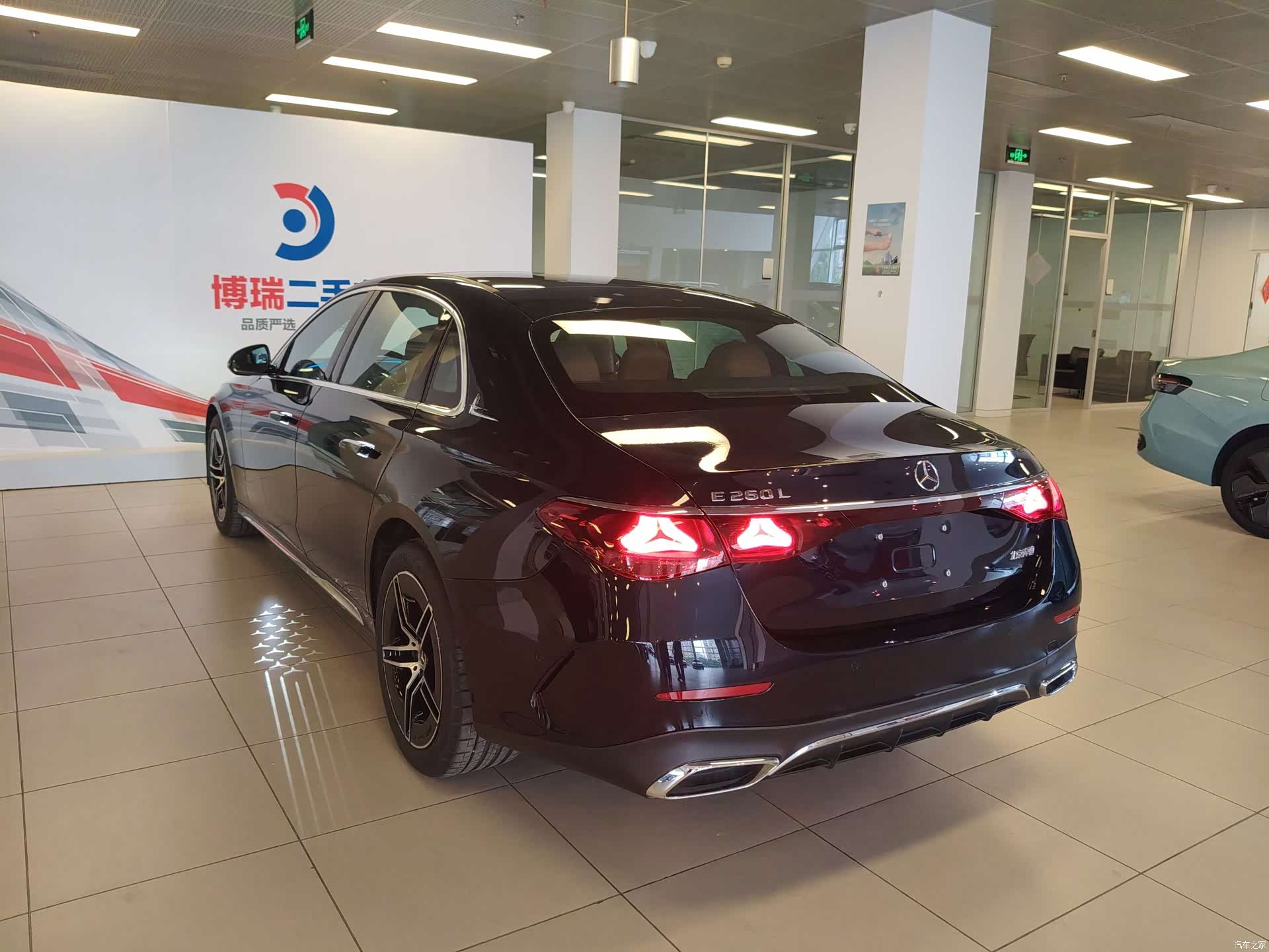 Mercedes-Benz E-Class, 2023 28