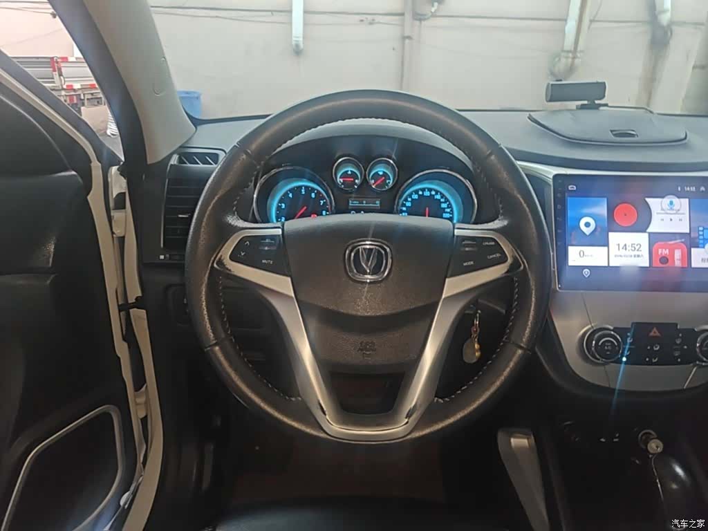 Changan CS35, 2015 11