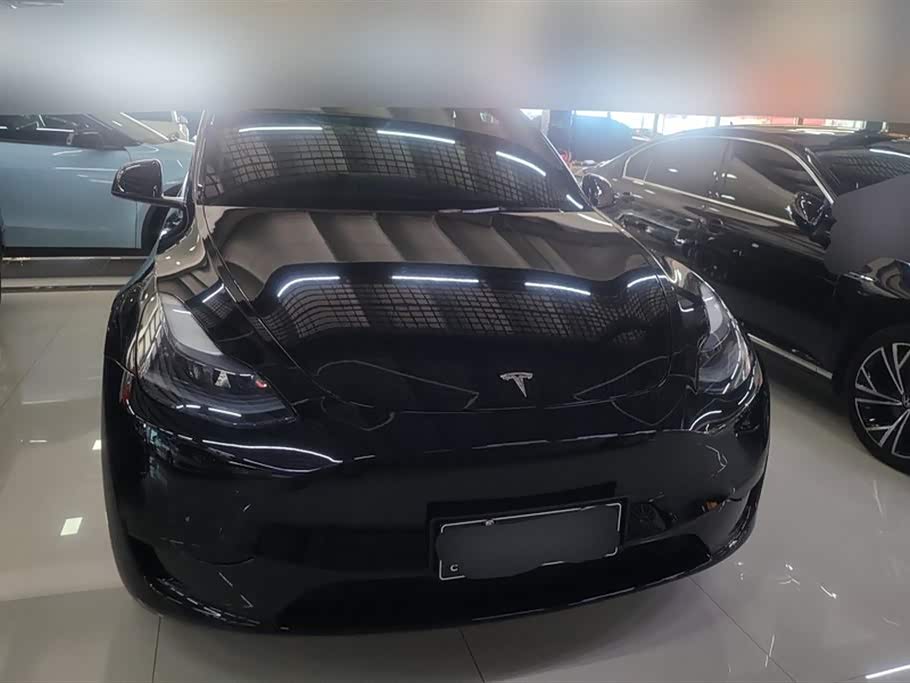 Tesla Model Y Tesla Model Y