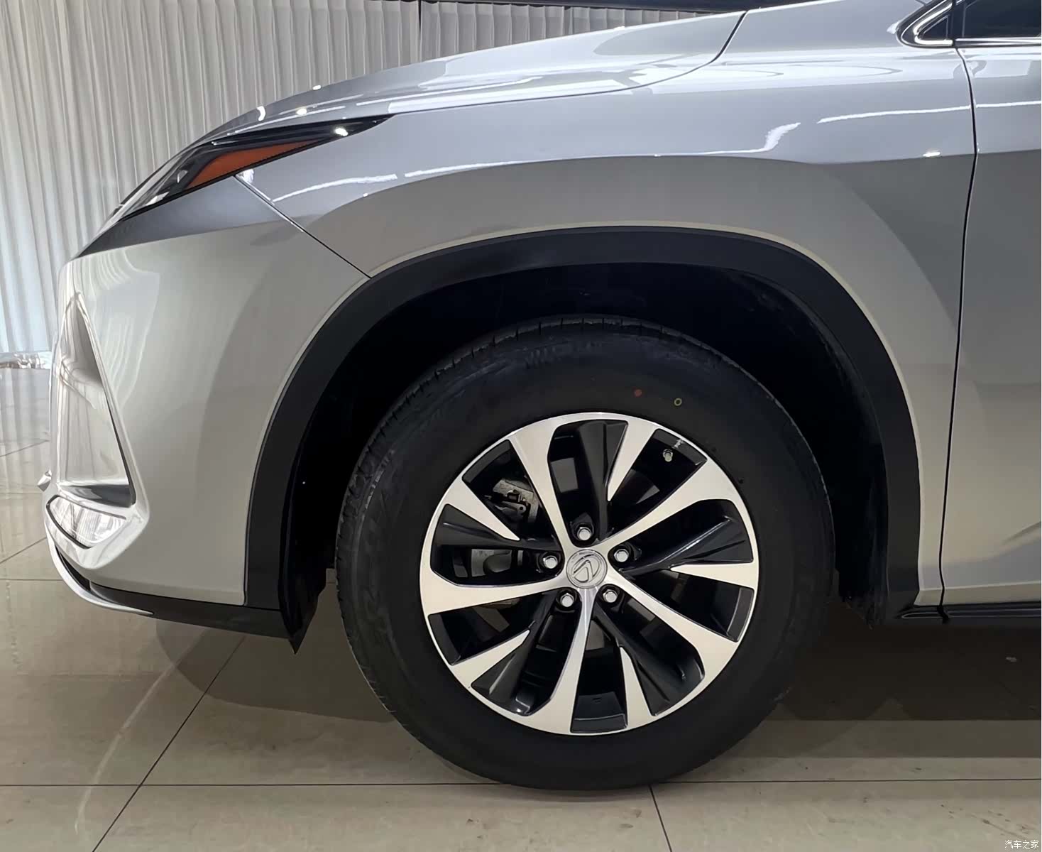 Lexus RX, 2019 21