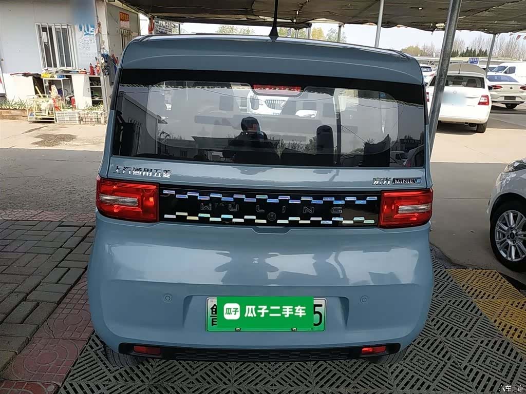 Wuling MINIEV, 2021 4