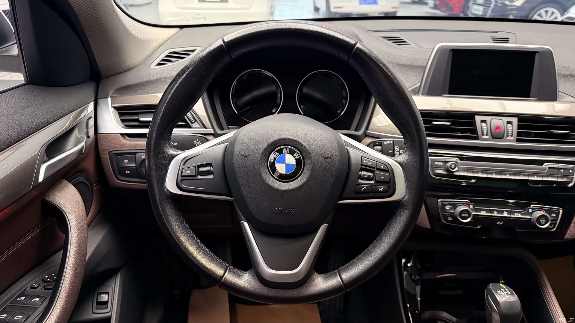 BMW X1, 2019 11