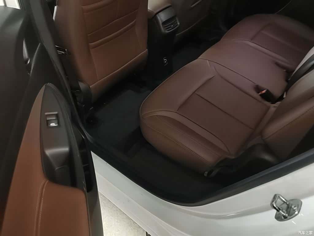 Buick GL6, 2019 17