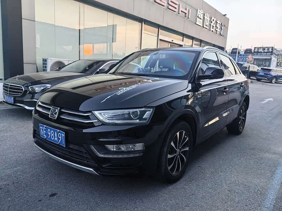 Zotye SR7