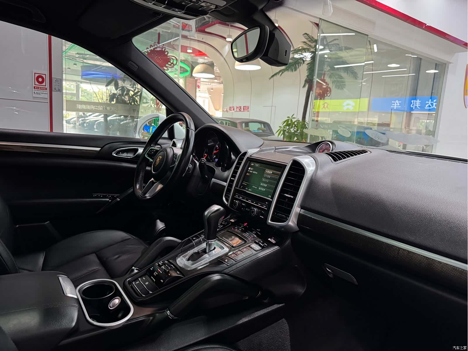 Porsche Cayenne, 2015 9
