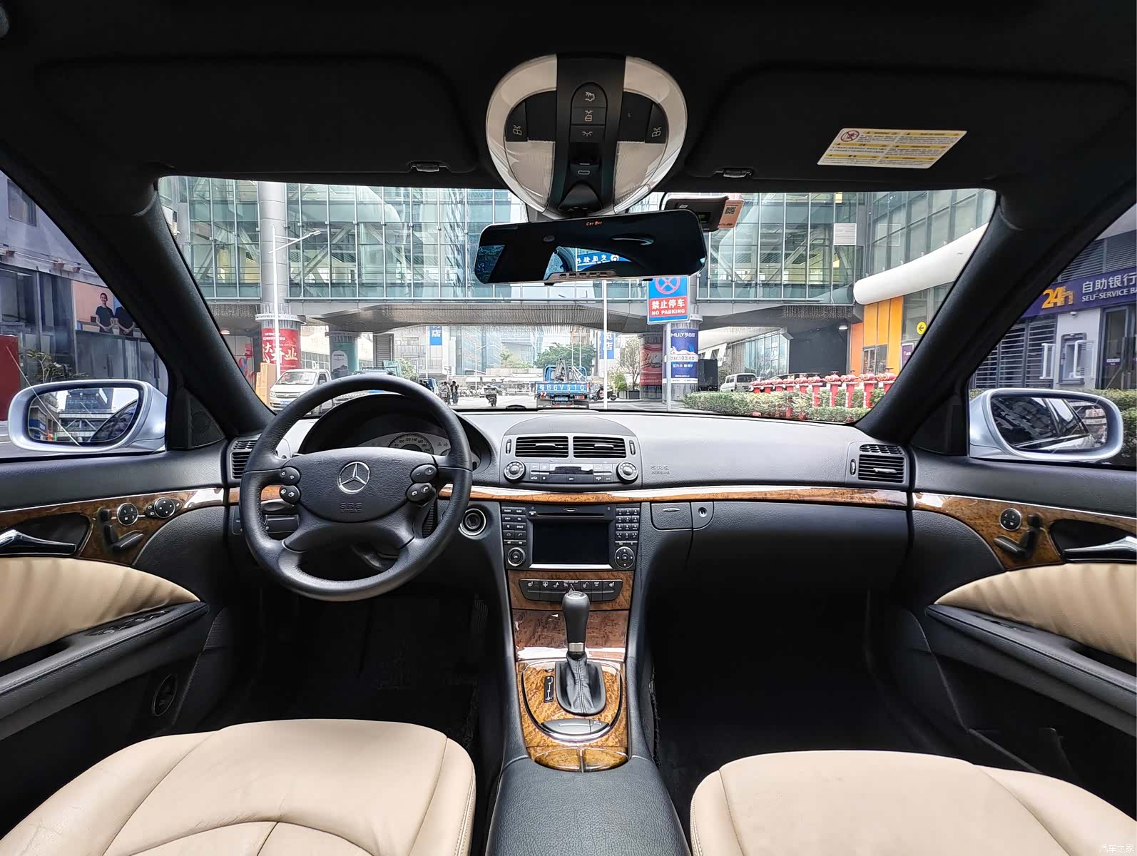 Mercedes-Benz E-Class, 2009 16