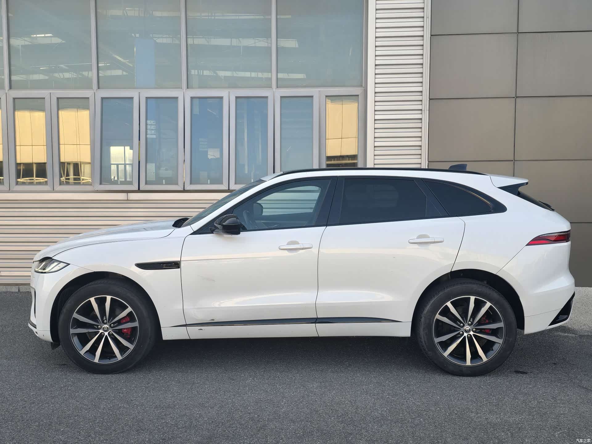 Jaguar F-PACE, 2024 7