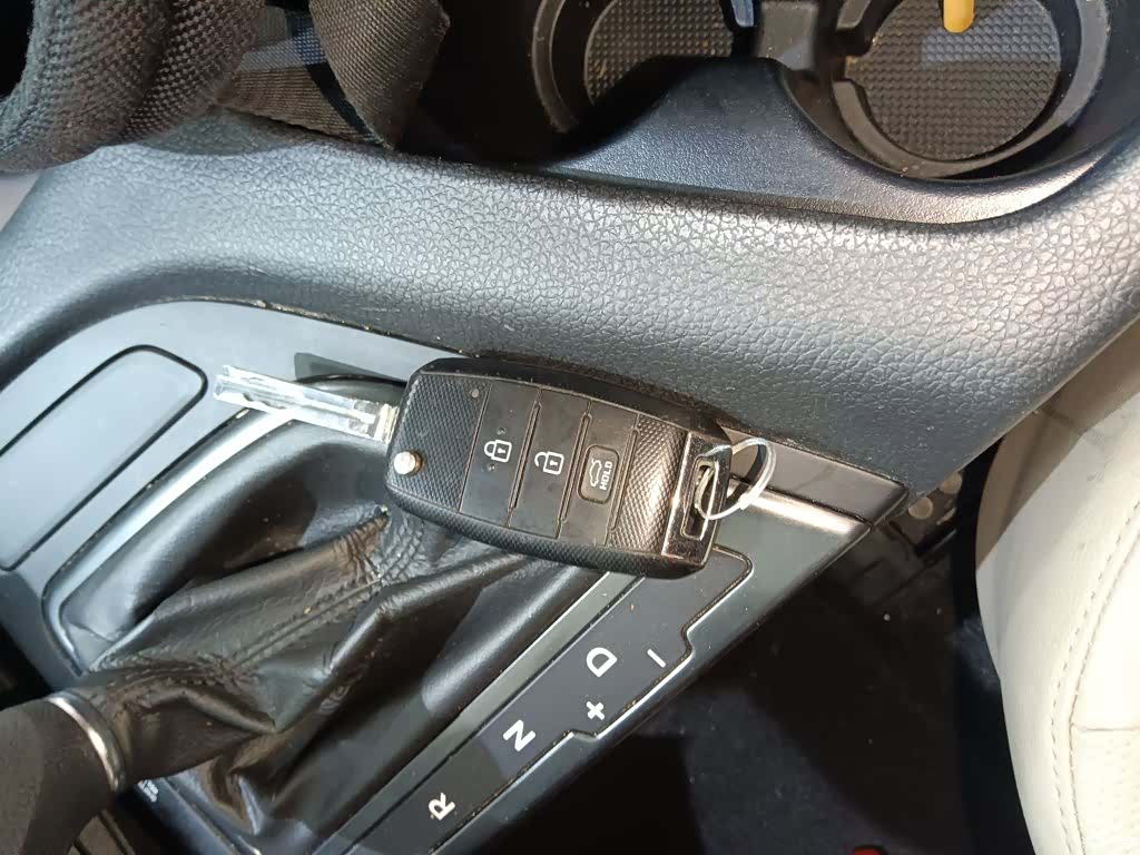 Kia K5, 2017 17