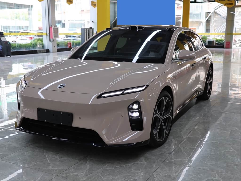 NIO ET5