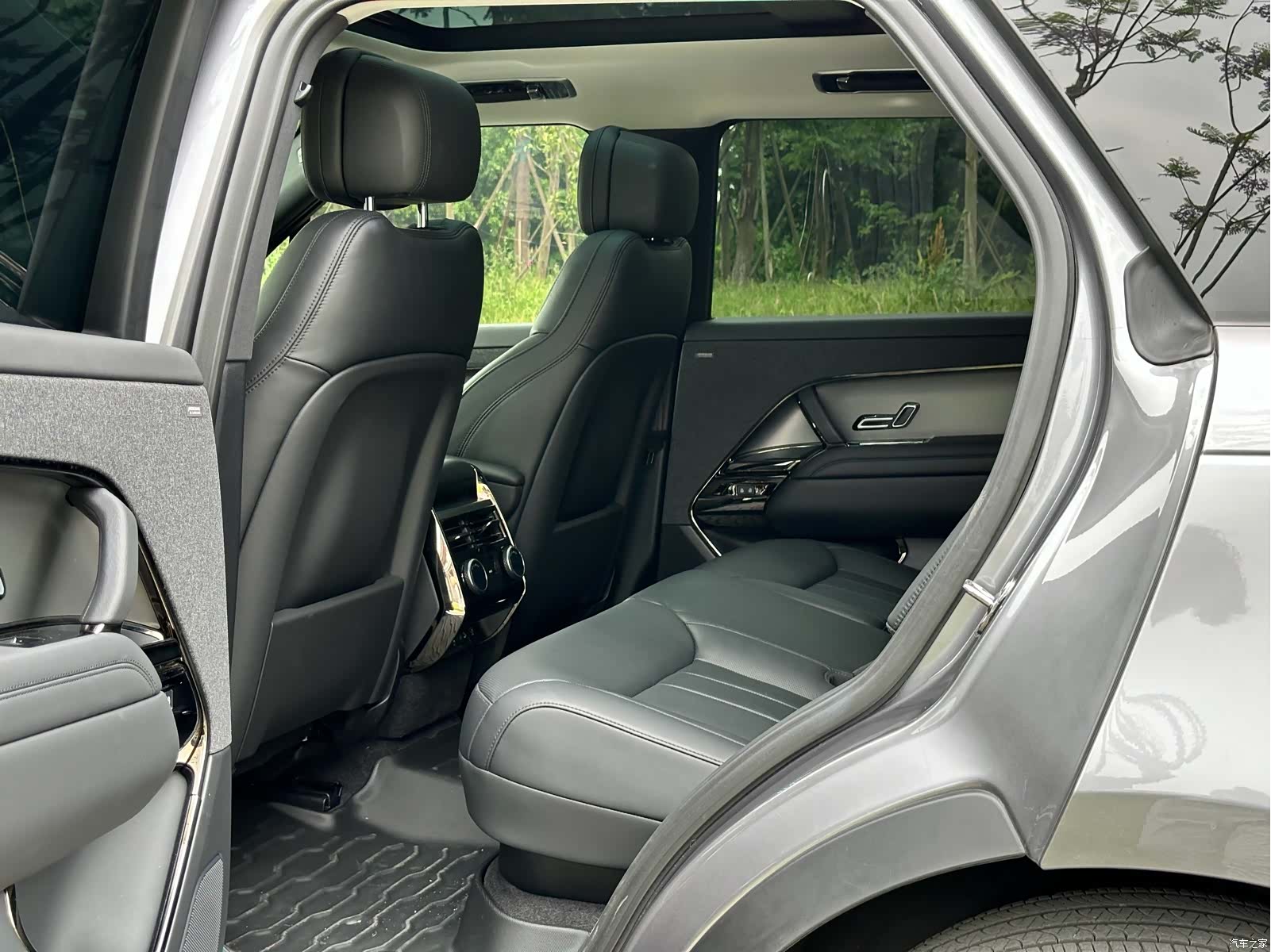 Land Rover Range Rover, 2024 10