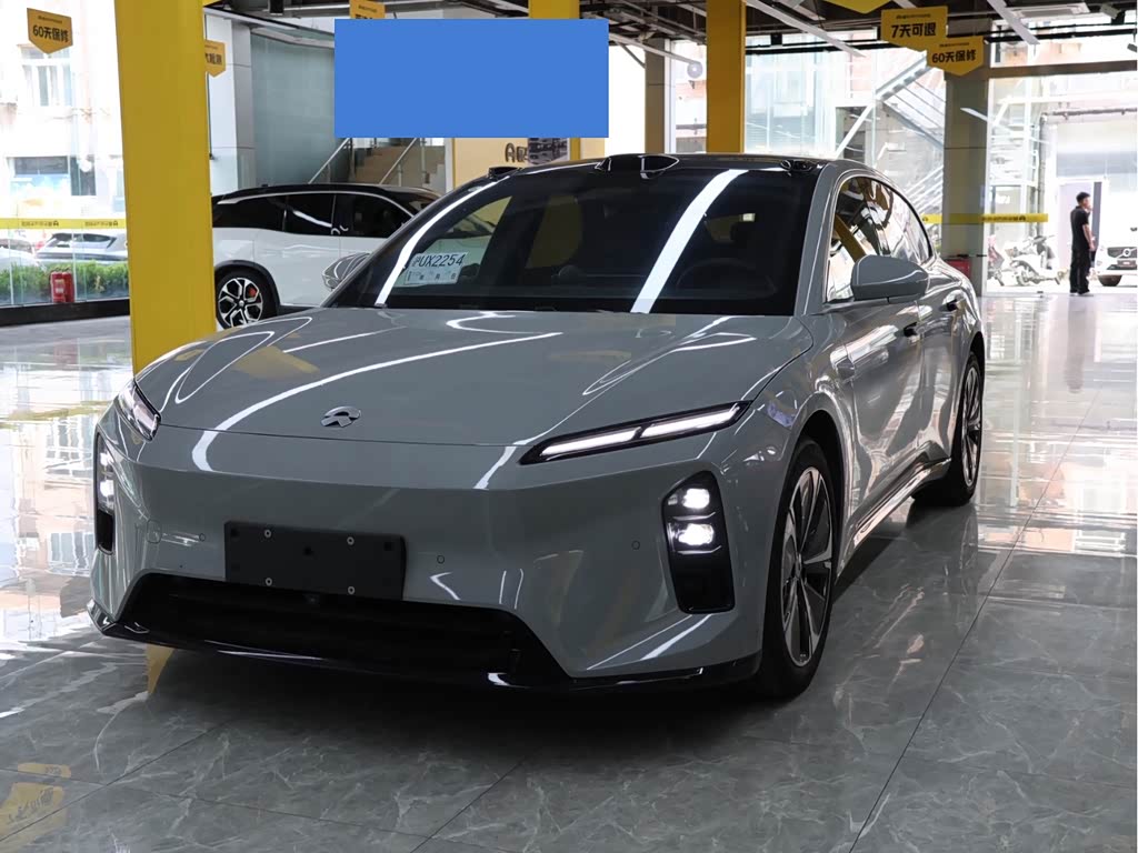 NIO ET5