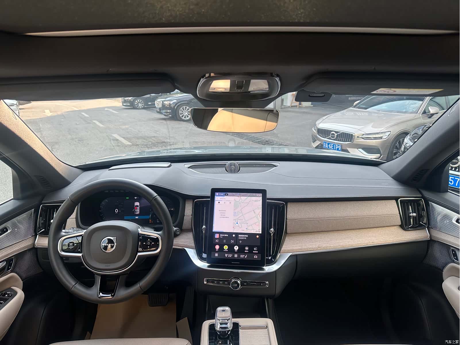 Volvo XC90, 2025 10