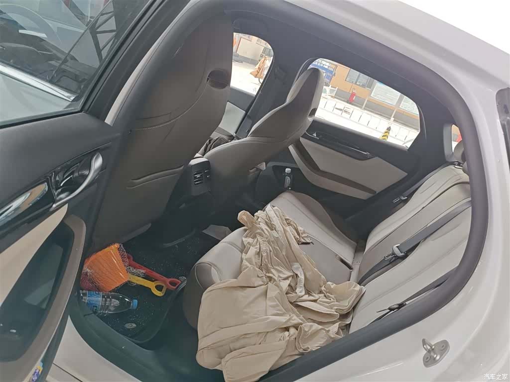 BYD Qin, 2024 17