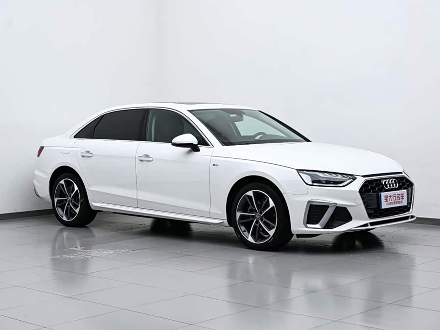 Audi A4L 2021, фото 4