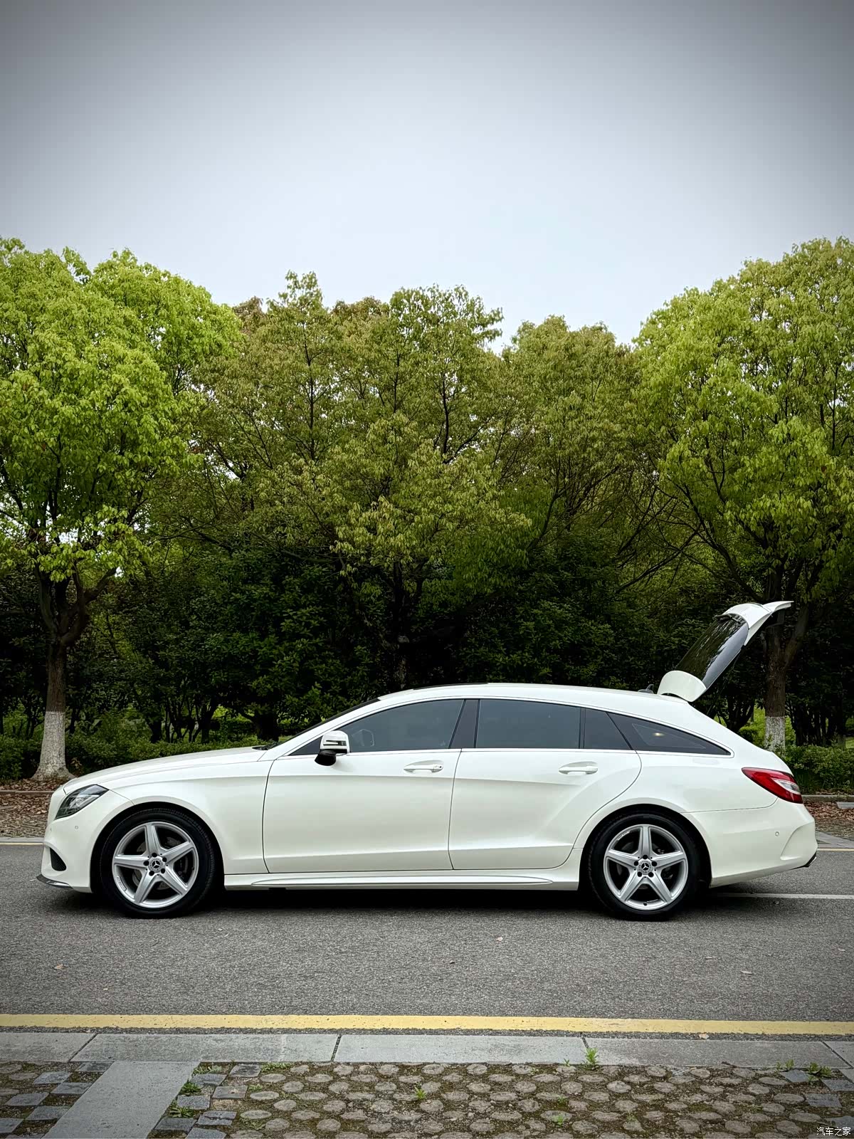 Mercedes-Benz CLS, 2016 7