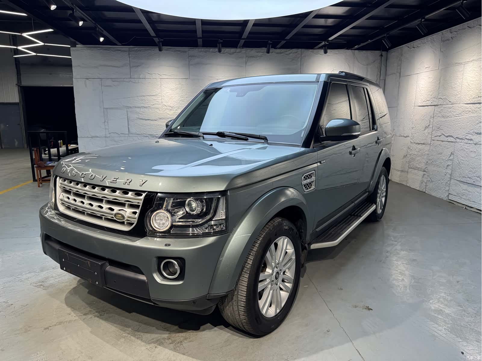 Land Rover Discovery, 2015 1