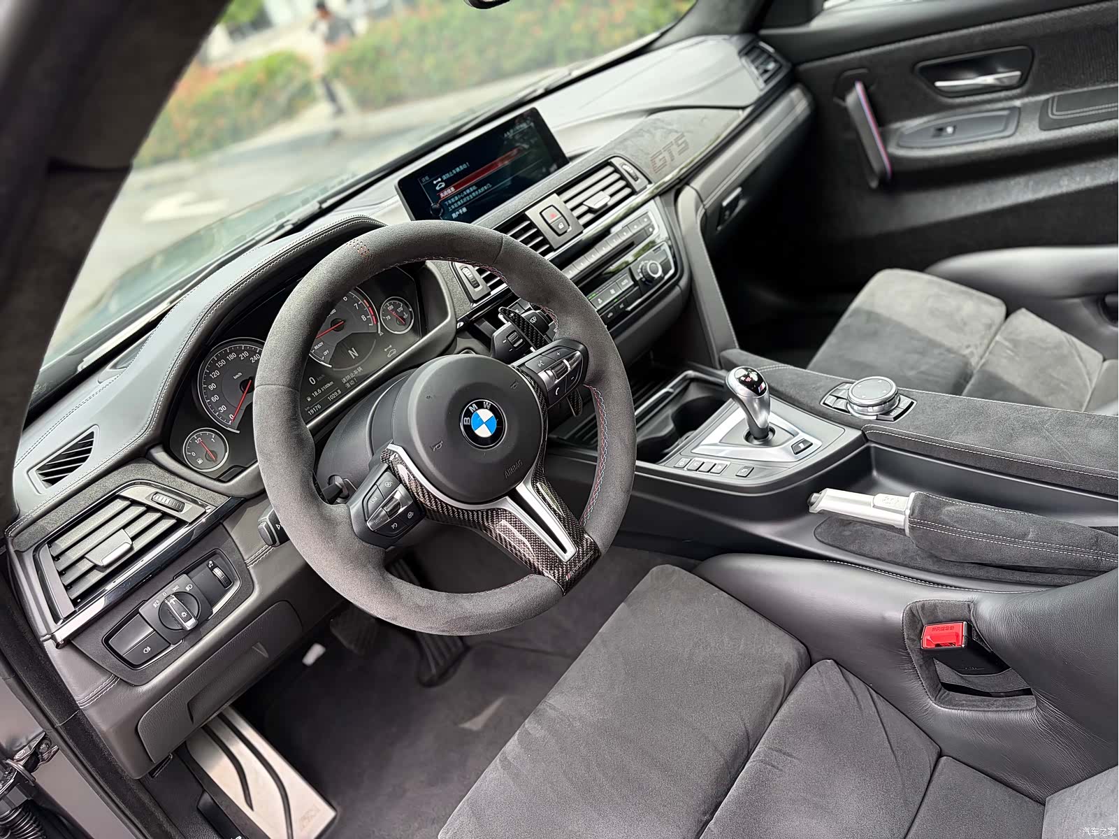 BMW M4, 2017 8