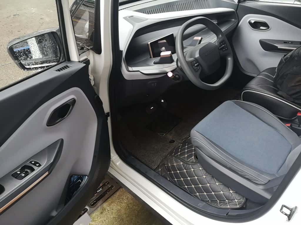 Wuling E200, 2020 16