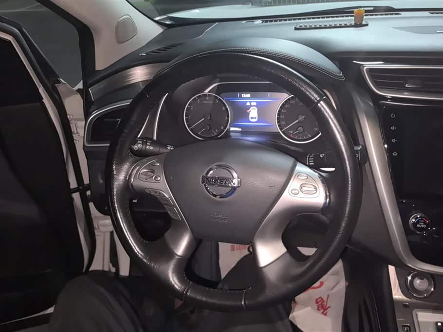 Nissan Loulan Nissan Loulan