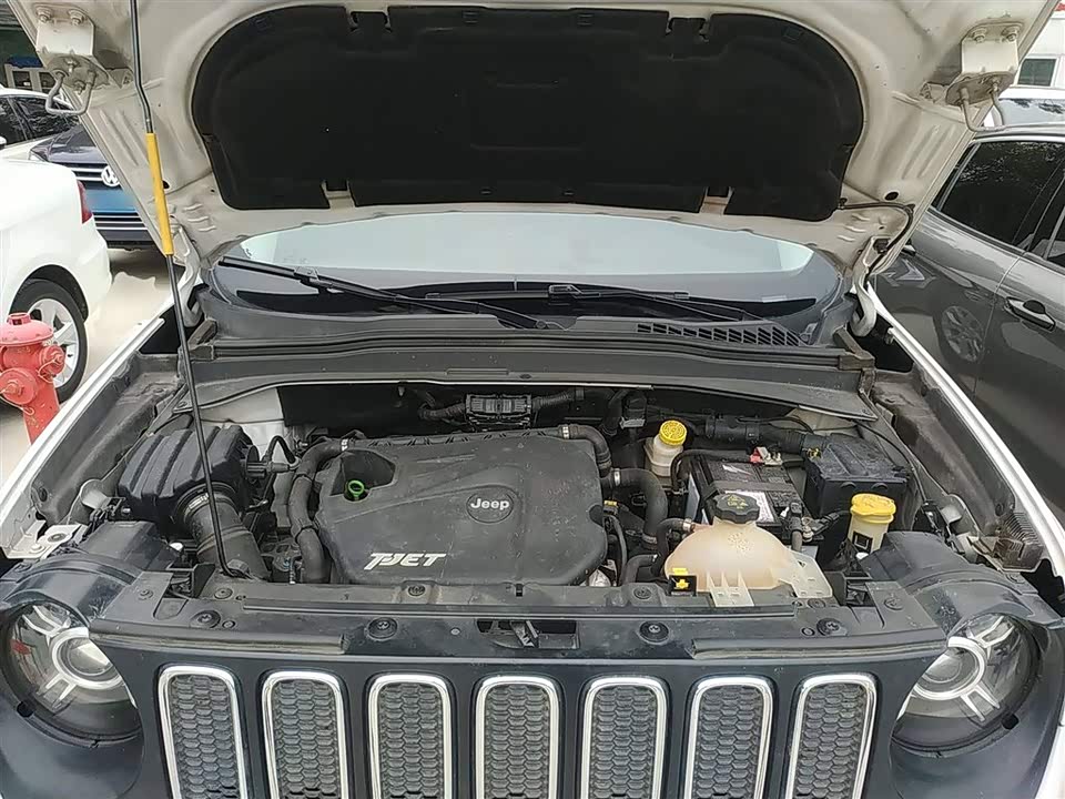 Jeep Freeman