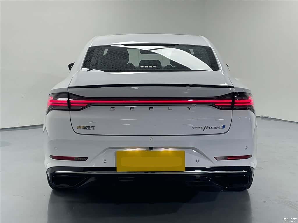 Geely Preface, 2025 6