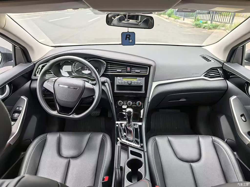 Nissan D60, 2022 13