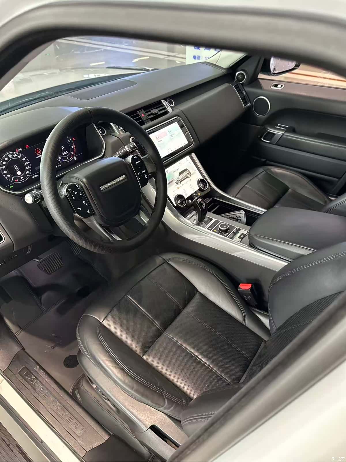 Land Rover Range Rover, 2020 16