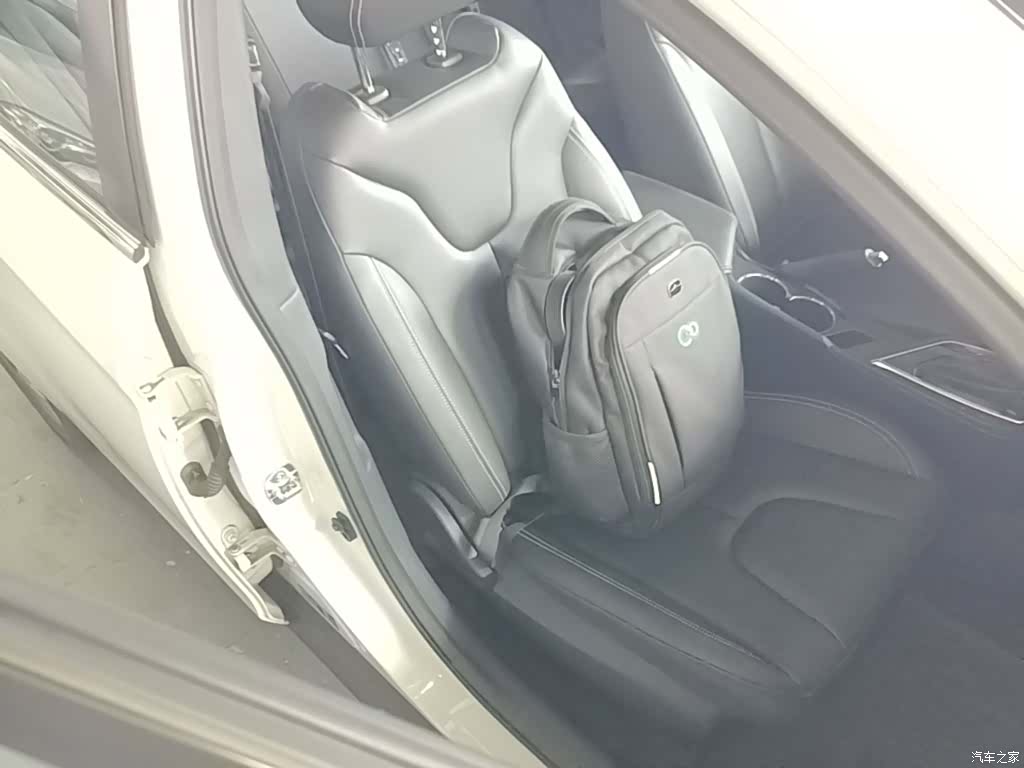Nissan D60, 2022 16