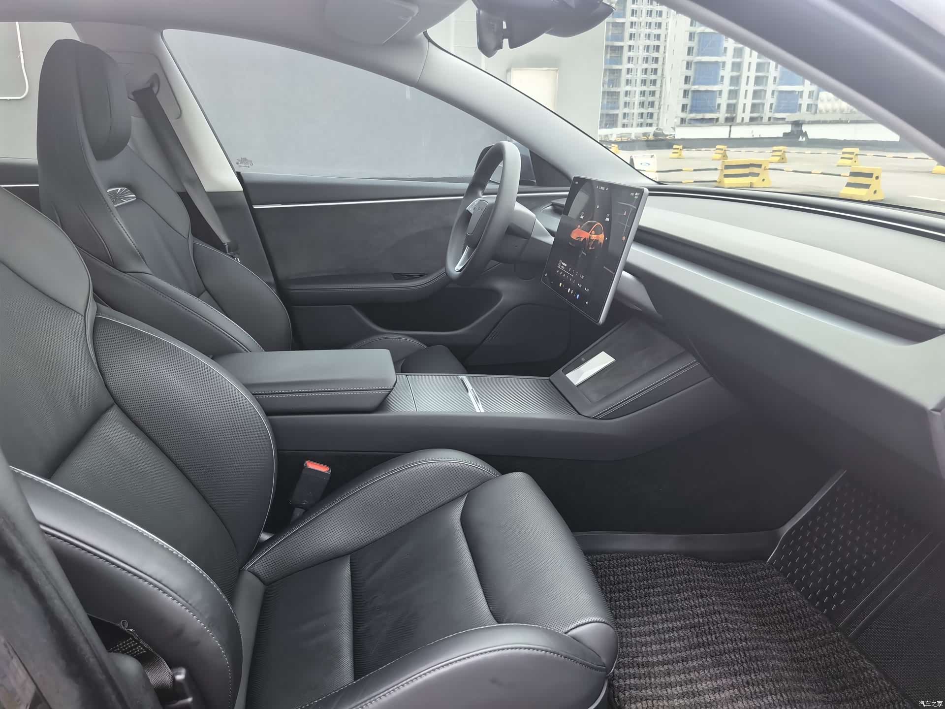 Tesla Model 3, 2024 13