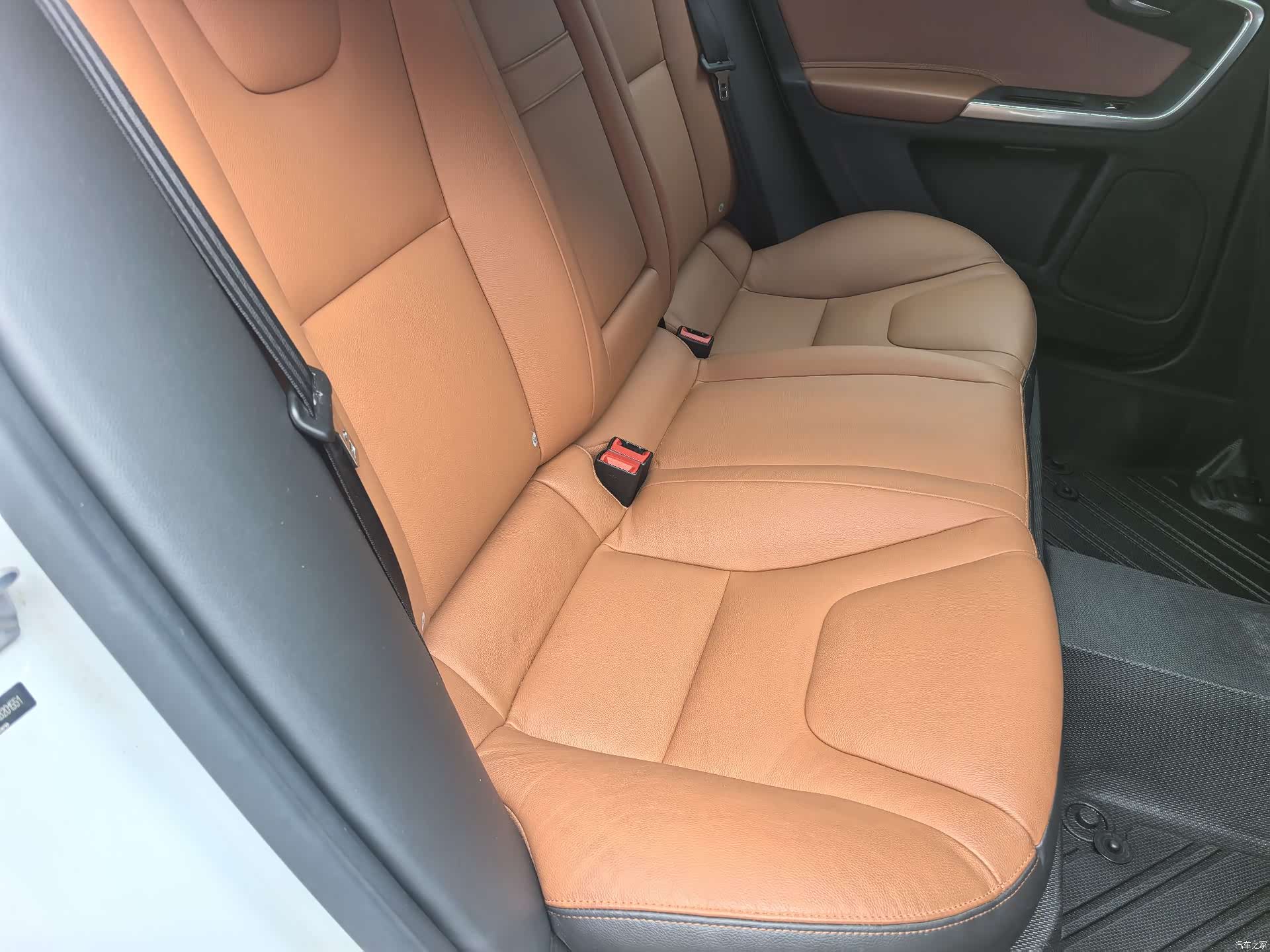 Volvo S60, 2019 8