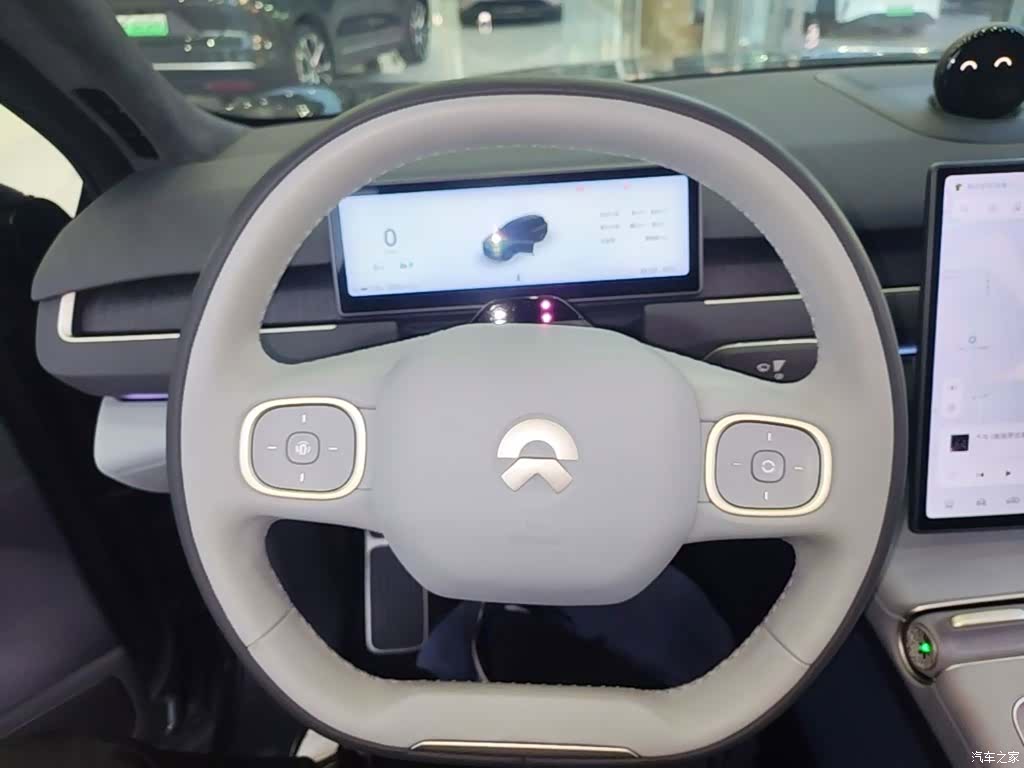 NIO ES8, 2023 11