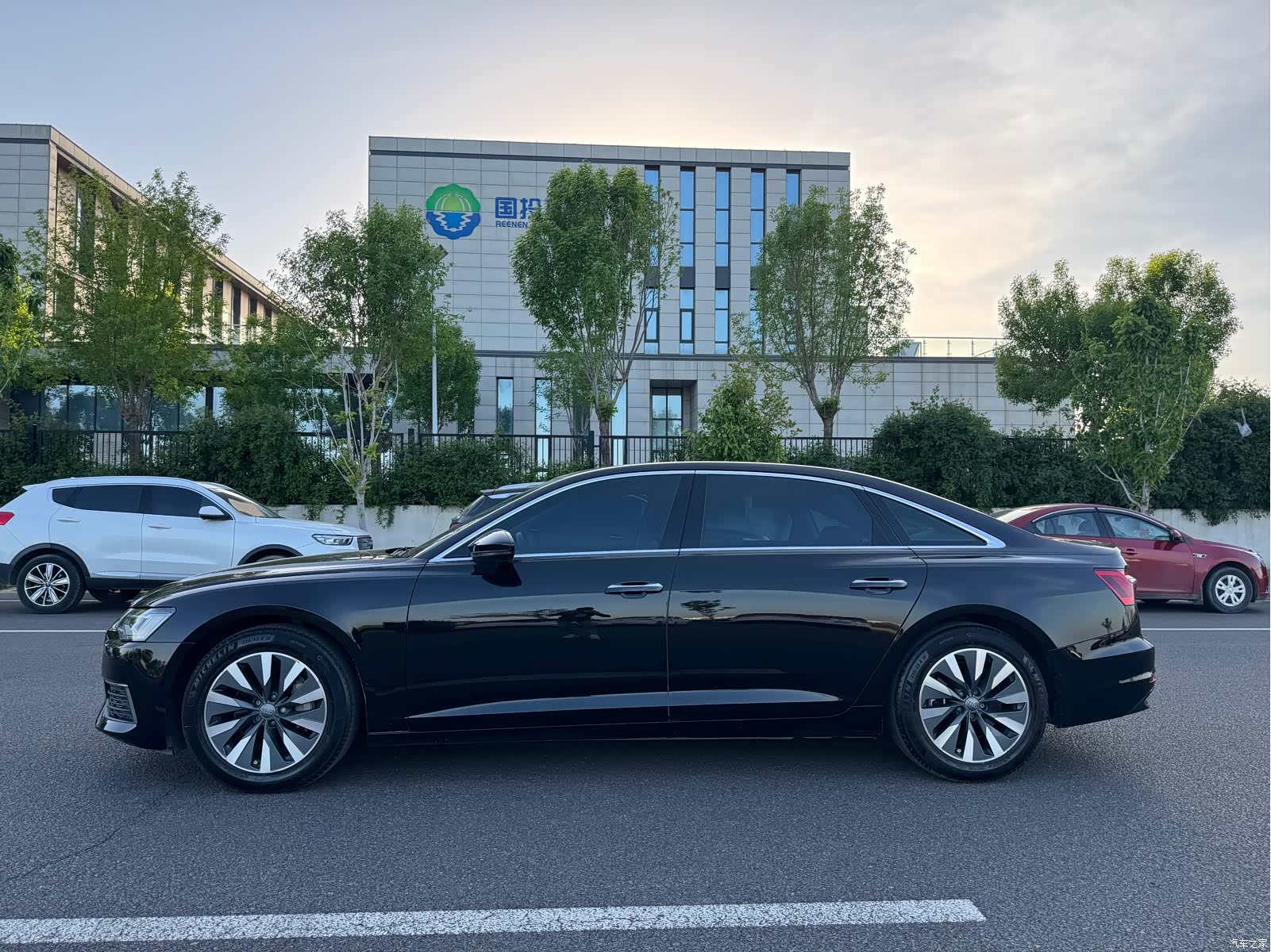 Audi A6L, 2021 3
