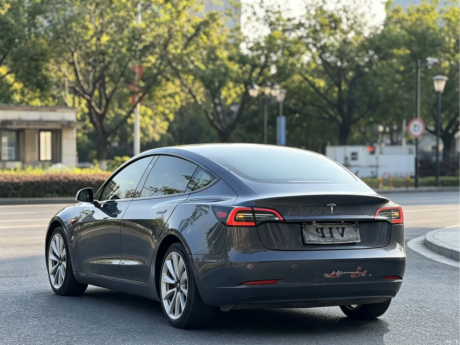 Tesla Model 3, 2019 7