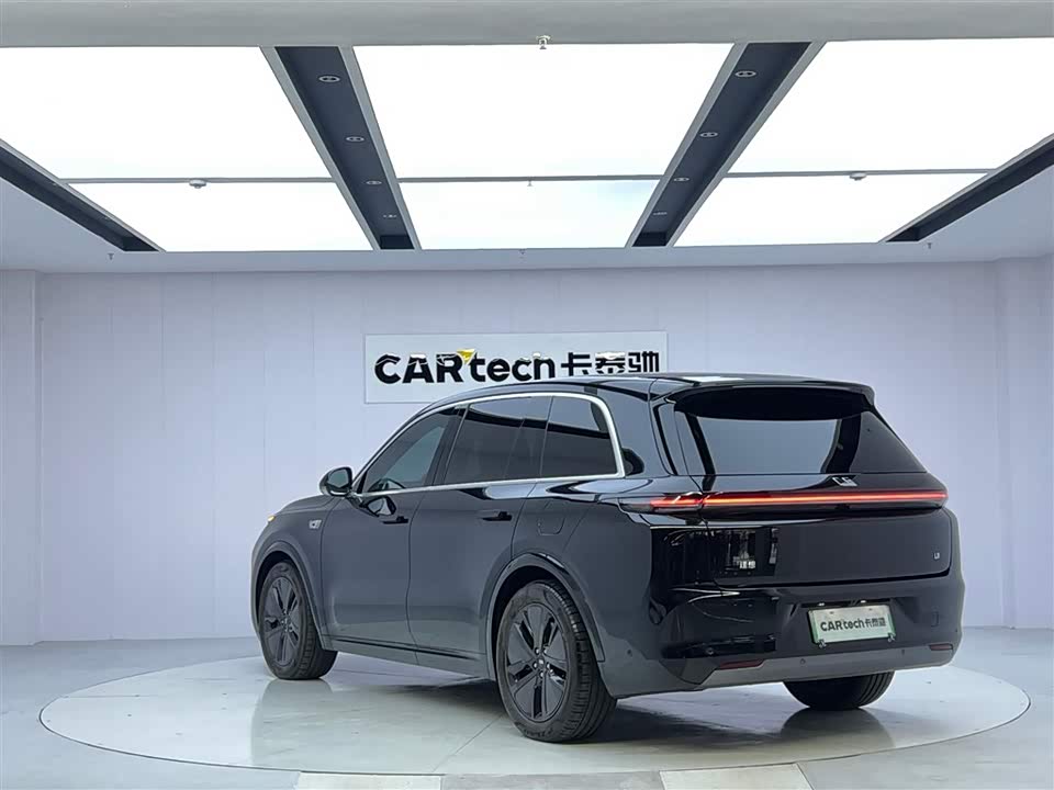Li Auto Ideal L8