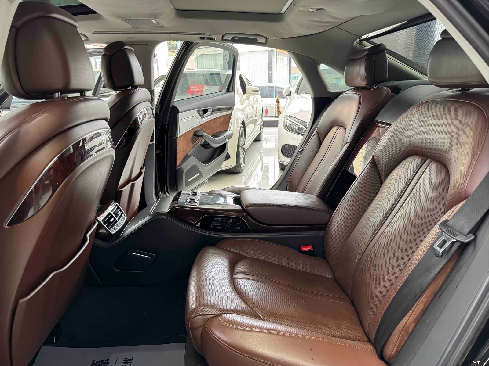 Audi A8L, 2013 8